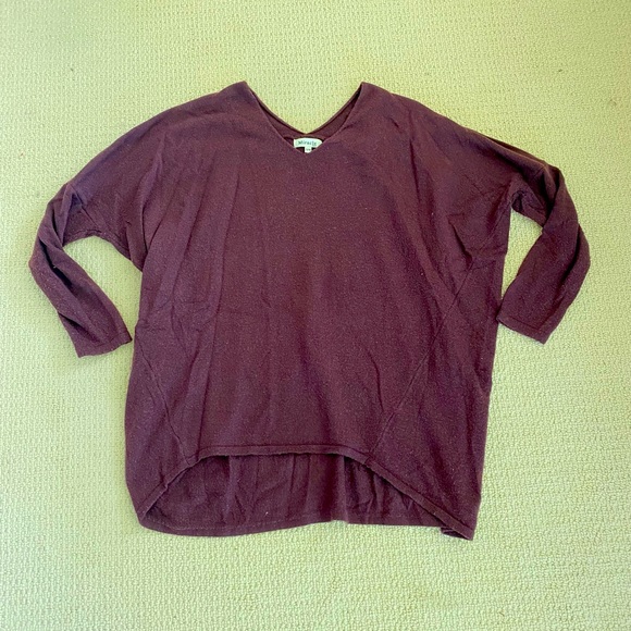 Hi-Low Hem Sweater - Picture 3 of 3